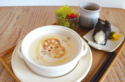 蓮根と里芋のチーズポタージュ