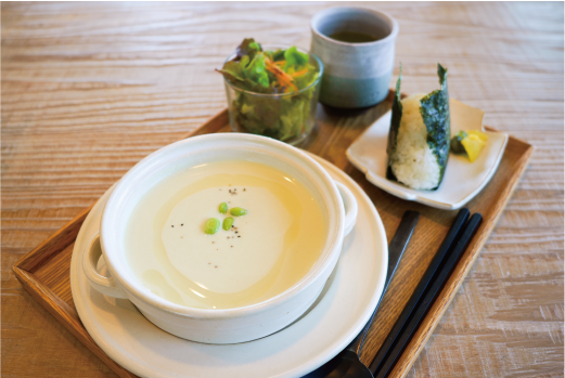 枝豆と白だしの冷製ポタージュ